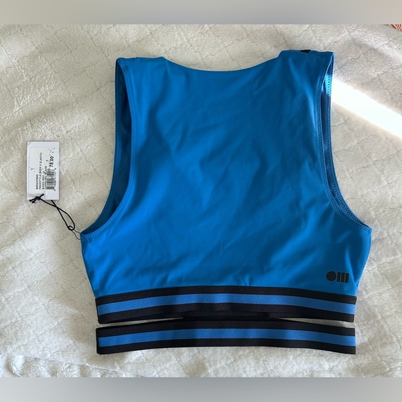 Solid and Striped Freestyle Deep V Blue and Black Sports Bra NWT Size Small - Picture 3 of 7